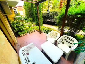 Dwupokojowy apartament w wyrafinowanym kompleksie Garden of Eden