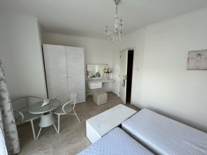 Apartament w kompleksie Diamant w Świętym Własie w pierwszej linii do morza