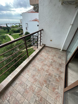 Apartament w kompleksie Diamant w Świętym Własie w pierwszej linii do morza