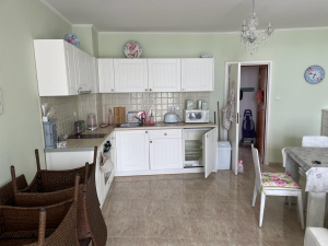 Apartament w kompleksie Diamant w Świętym Własie w pierwszej linii do morza