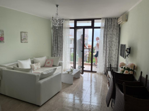 Apartament w kompleksie Diamant w Świętym Własie w pierwszej linii do morza
