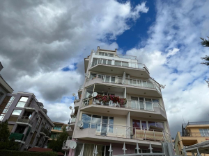 Luksusowy apartament w kompleksie Izgrev Nov w Świętym Własie 