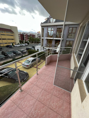 Luksusowy apartament w kompleksie Izgrev Nov w Świętym Własie 
