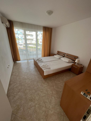 Trzypokojowy apartament w kompleksie Silver Springs w Słonecznym Brzegu 