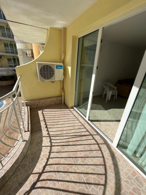 Trzypokojowy apartament w kompleksie Silver Springs w Słonecznym Brzegu 