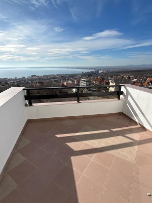 Duży apartament z widokiem na morze Święty Włas 