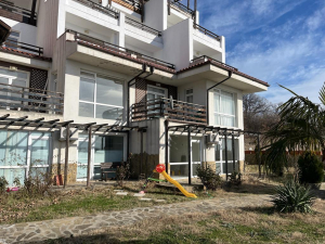 Duży apartament z widokiem na morze Święty Włas 