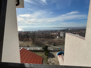 Duży apartament z widokiem na morze Święty Włas 