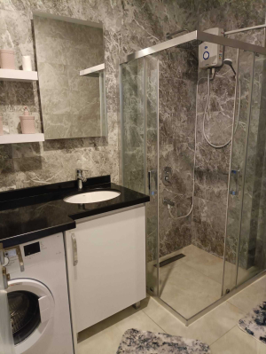 Apartament 2-pokojowy w pobliżu morza i centrum miasta Alanya 