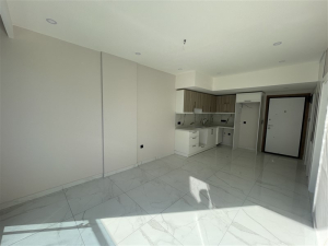 Apartament z panoramicznymi oknami na aleję palmową Turcja 