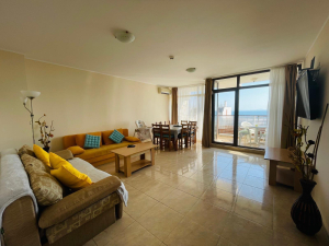 Durzy apartament z widokiem na morze