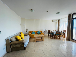 Durzy apartament z widokiem na morze