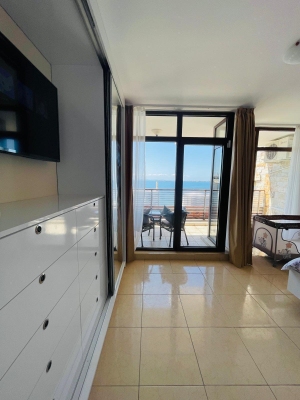 Durzy apartament z widokiem na morze