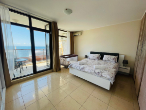 Durzy apartament z widokiem na morze