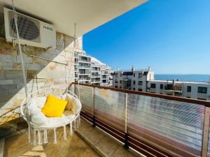 Durzy apartament z widokiem na morze
