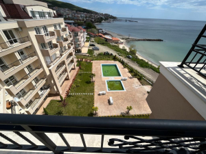 Apartament z 2 sypialniami w kompleksie Ipanema Świętym Własie