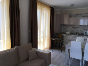 Oferujemy do sprzedaży apartament z 2 sypialniami w kompleksie Villa Sardinia