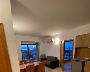 Apartament z 2 sypialniami w kompleksie Pacific 3 w Słonecznym Brzegu